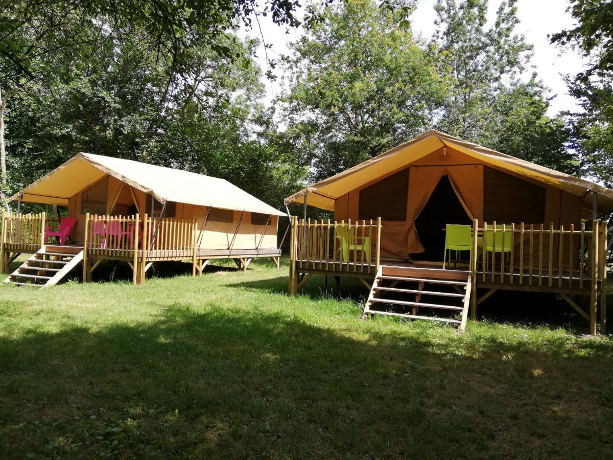 Camping La Fritillaire Savigny-en-veron Ngoại thất bức ảnh